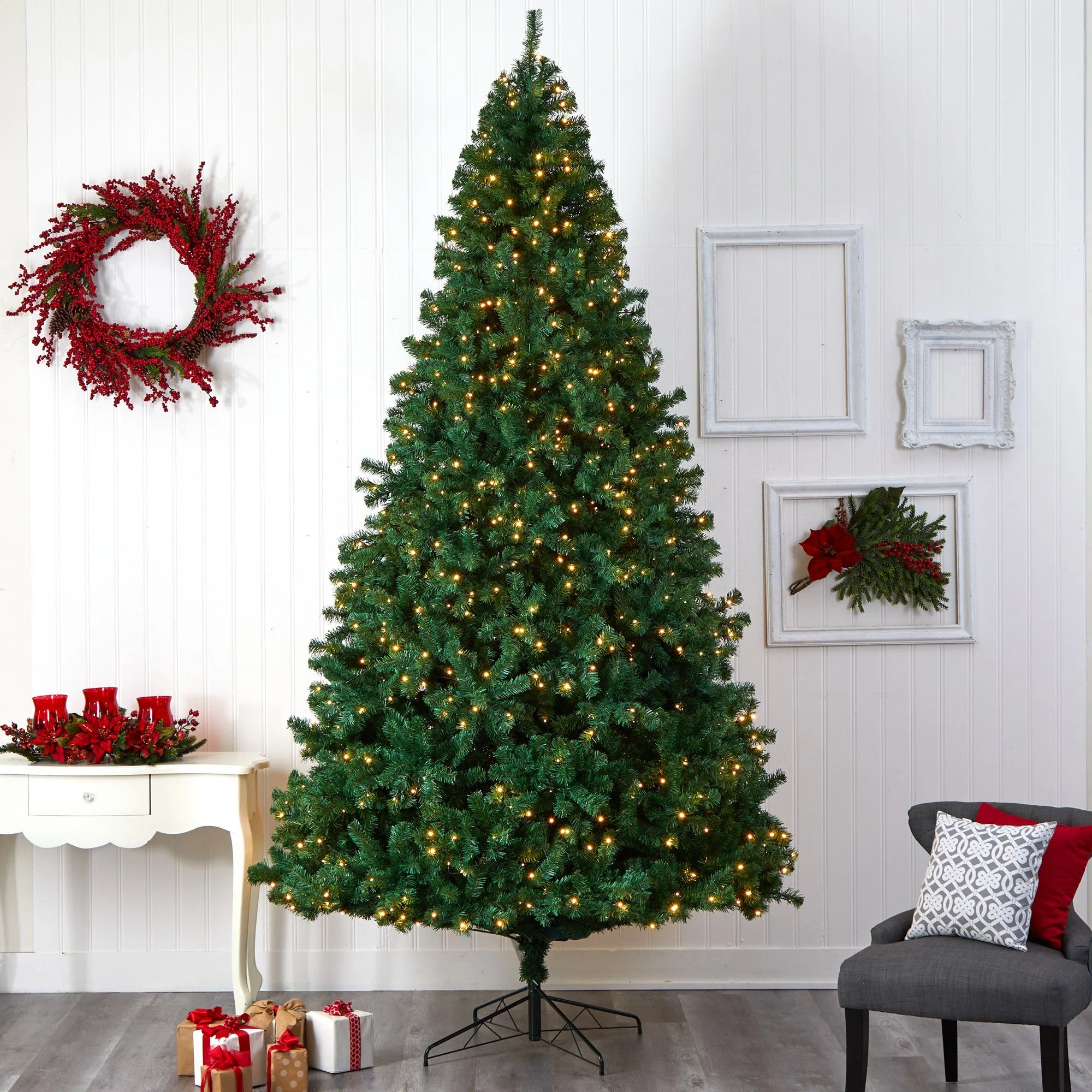 11' Northern Tip Artificial Christmas Tree with 1000 Clear LED Lights and 2720 Bendable Branches - Image 7