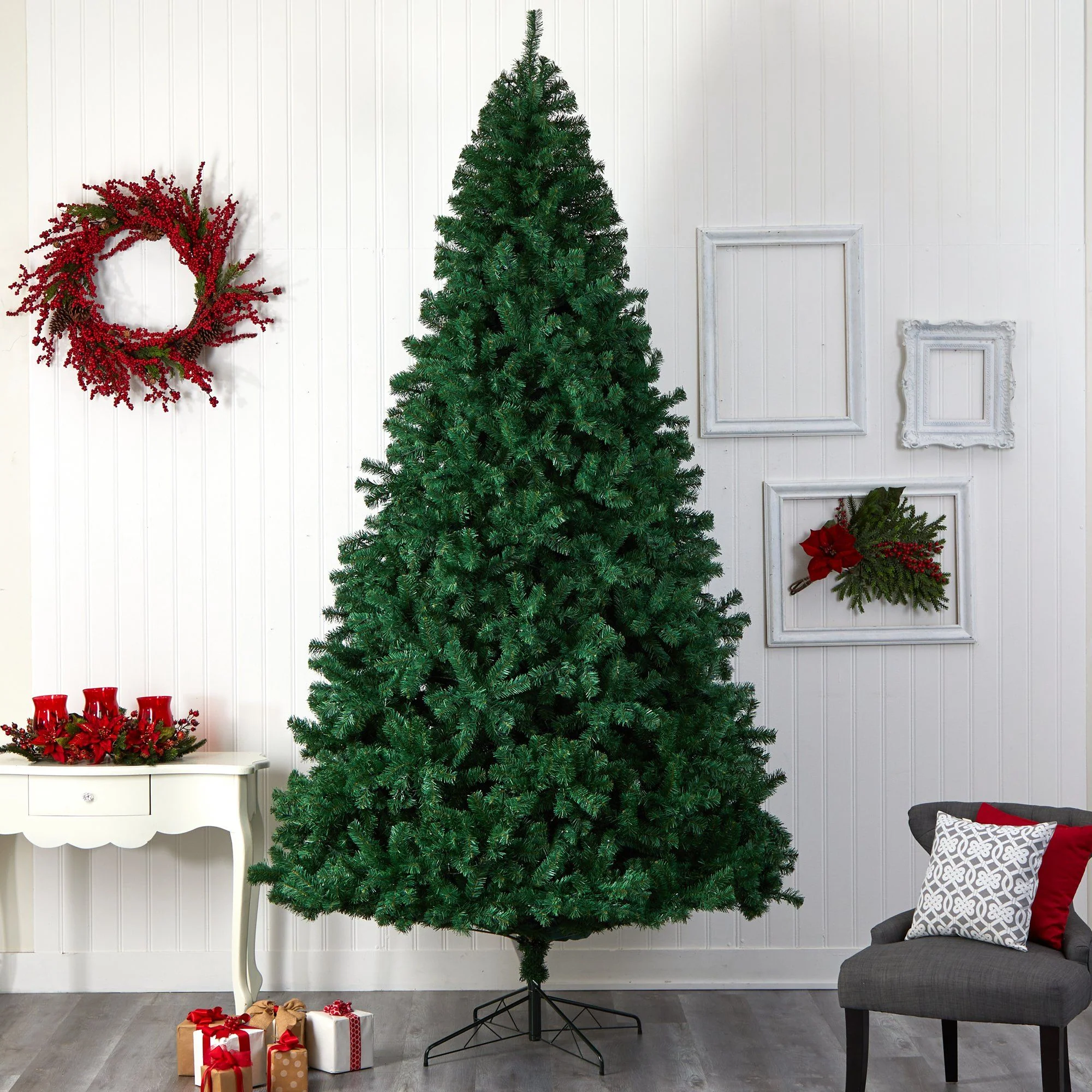 11' Northern Tip Artificial Christmas Tree with 1000 Clear LED Lights and 2720 Bendable Branches - Image 8