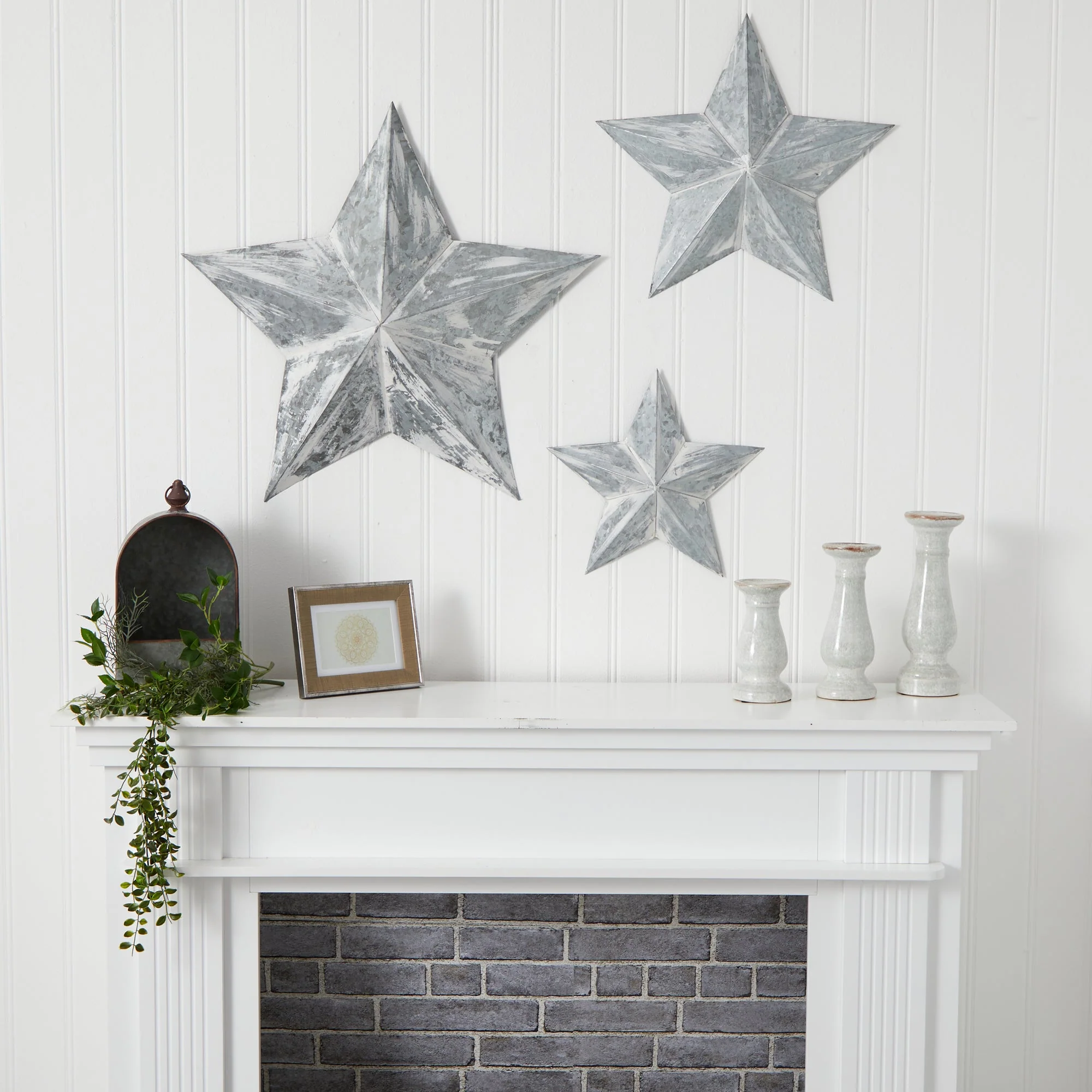 16”, 22” and 28” Farmhouse Stars Wall Decoration (Set of 3) - Image 3