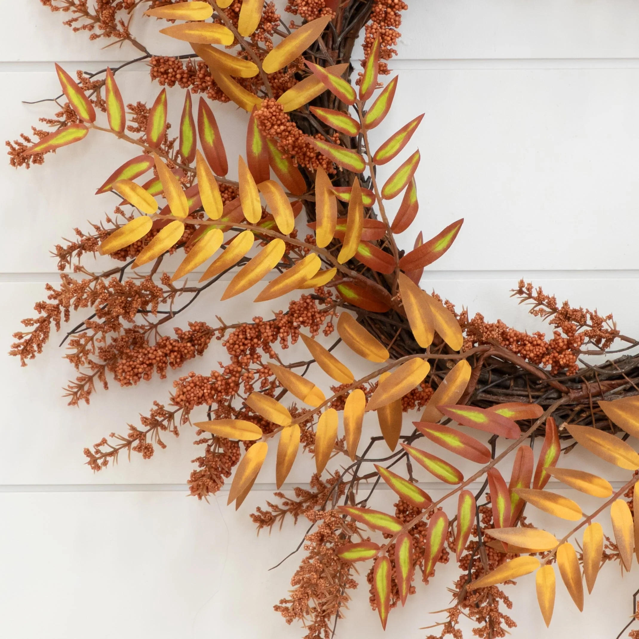 18” Harvest Berry Artificial Wreath - Image 4