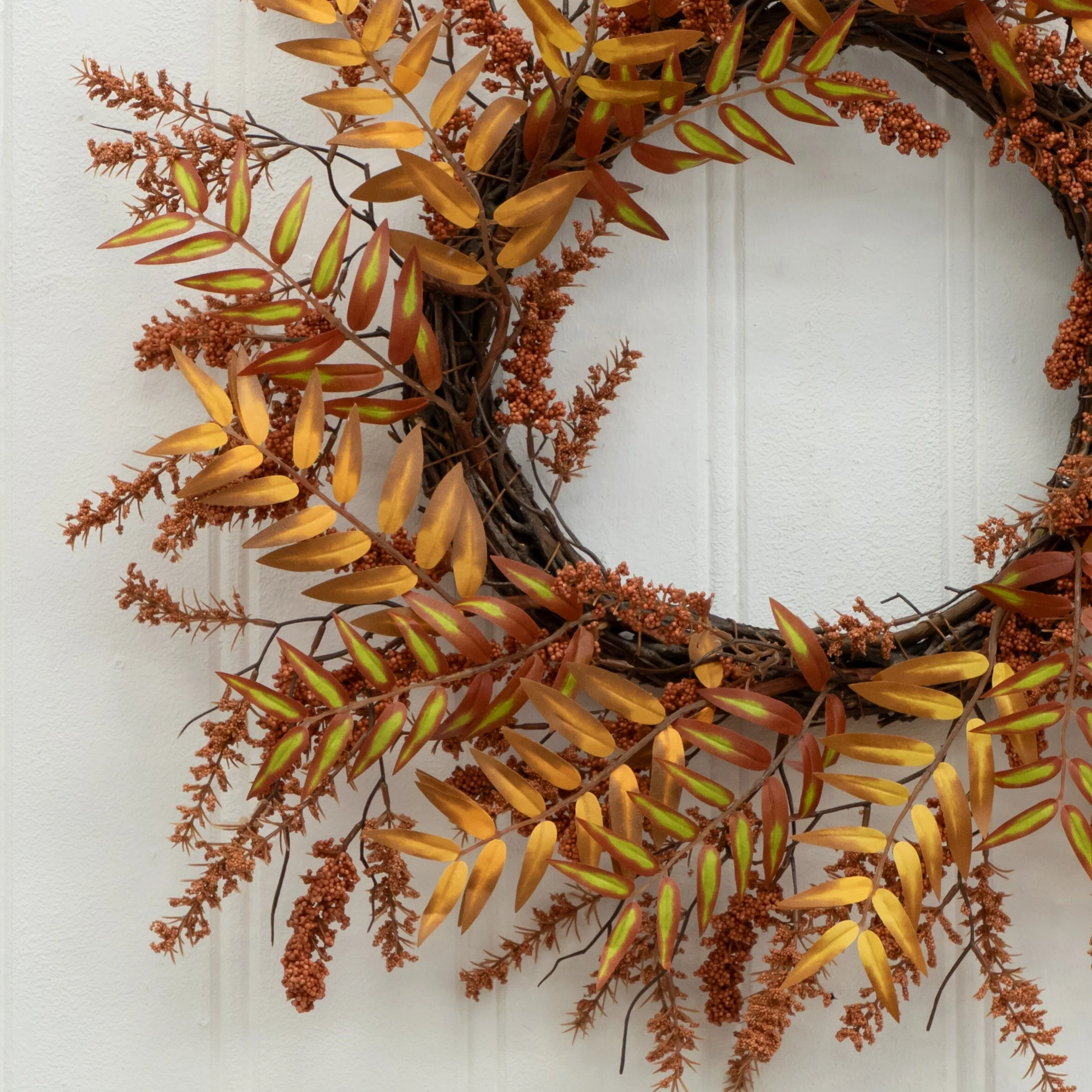 18” Harvest Berry Artificial Wreath - Image 5