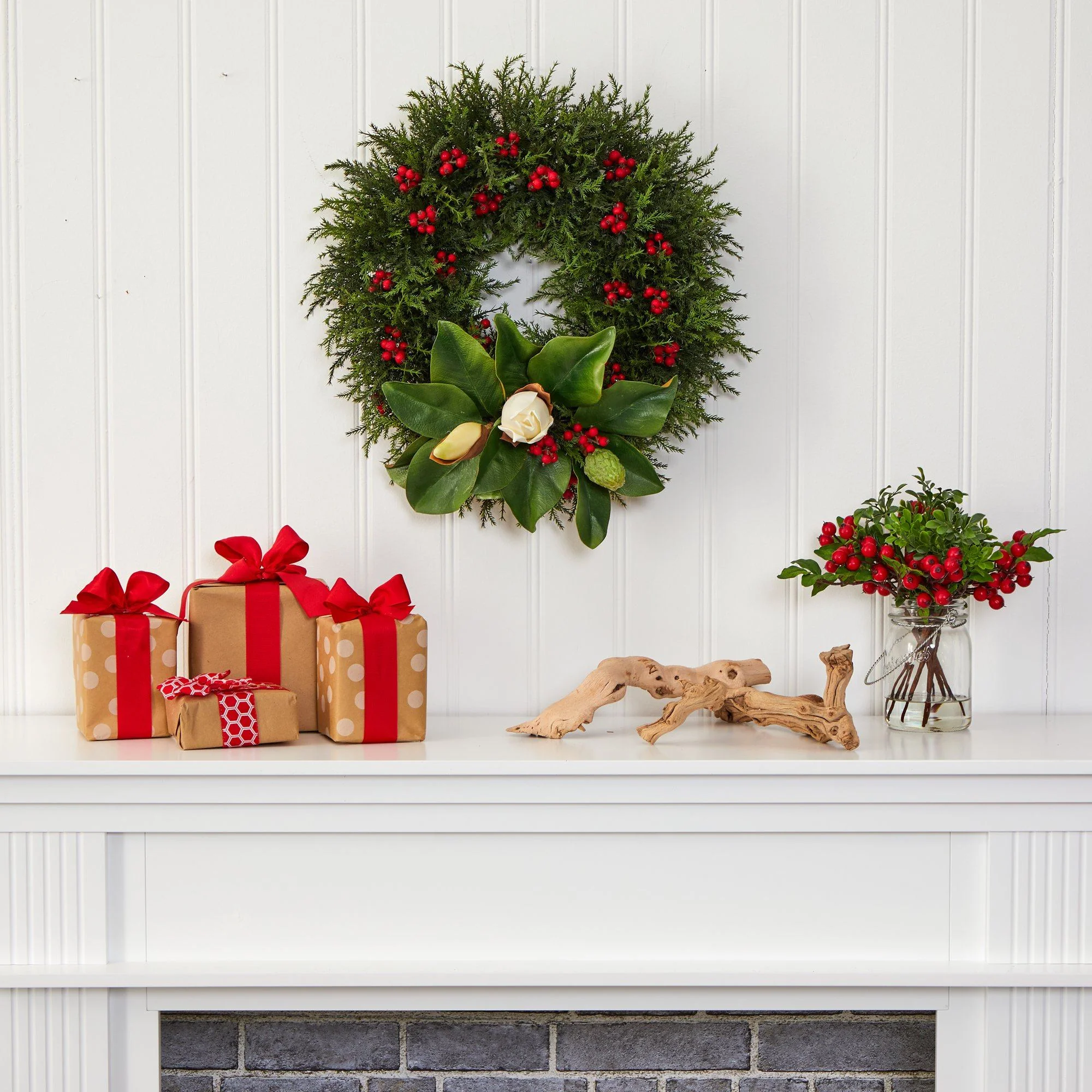 20” Cedar, Berries and Magnolia Artificial Christmas Wreath - Image 4