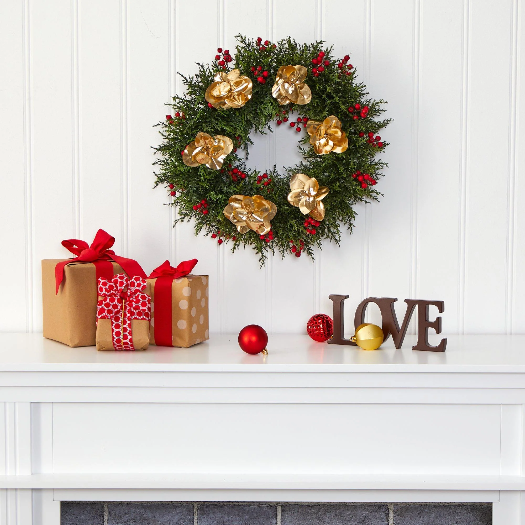 20” Cedar Berry and Metallic Eucalyptus Artificial Wreath - Image 3
