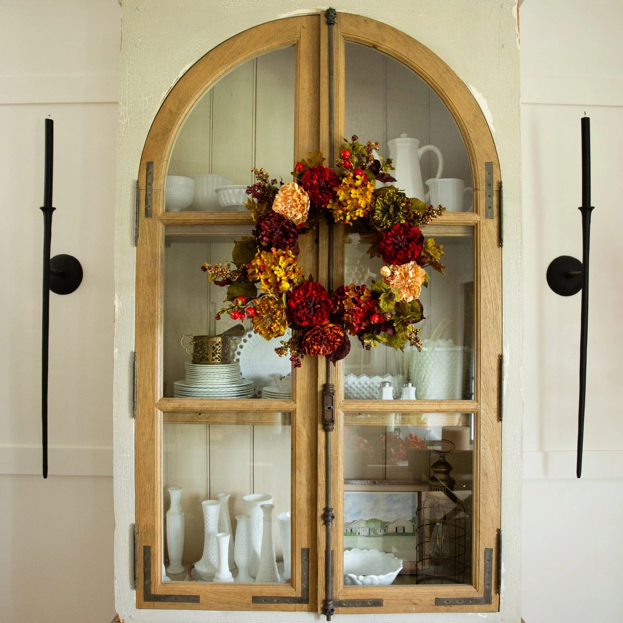 22" Autumn Hydrangea Peony Wreath - Image 3