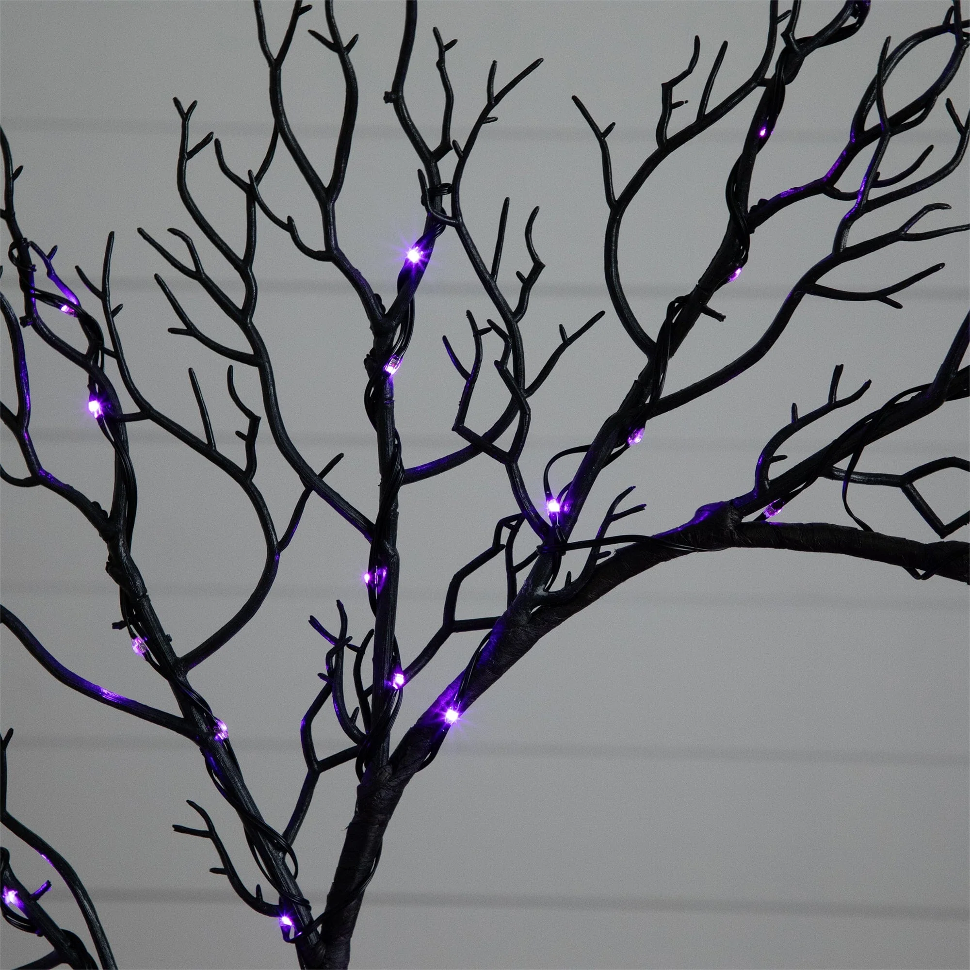 23” Pre-Lit Halloween Black Fall Wreath with 60 Orange & Purple LED Lights - Image 2