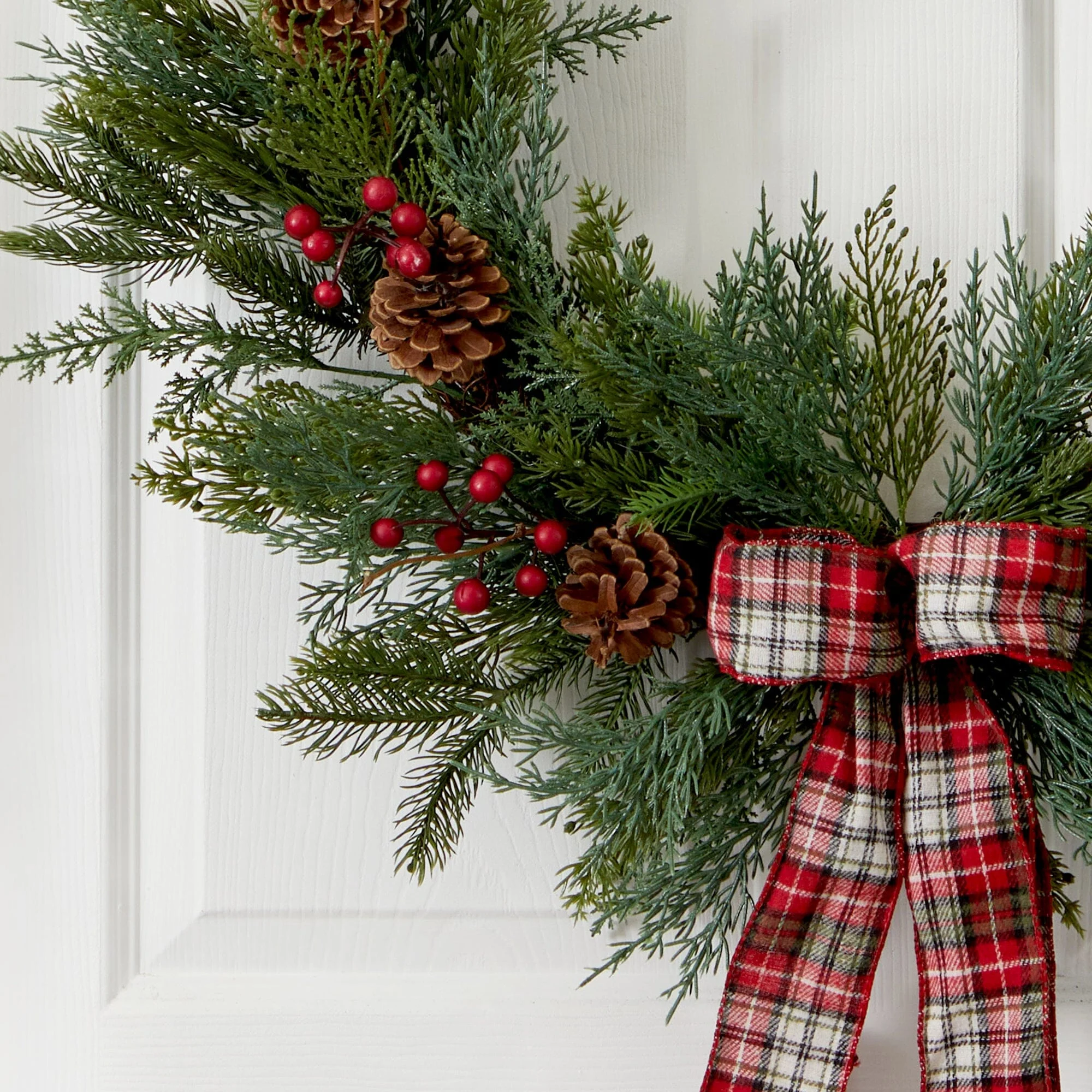 28” Pine and Pinecone Artificial Christmas Wreath with Decorative Bow - Image 2