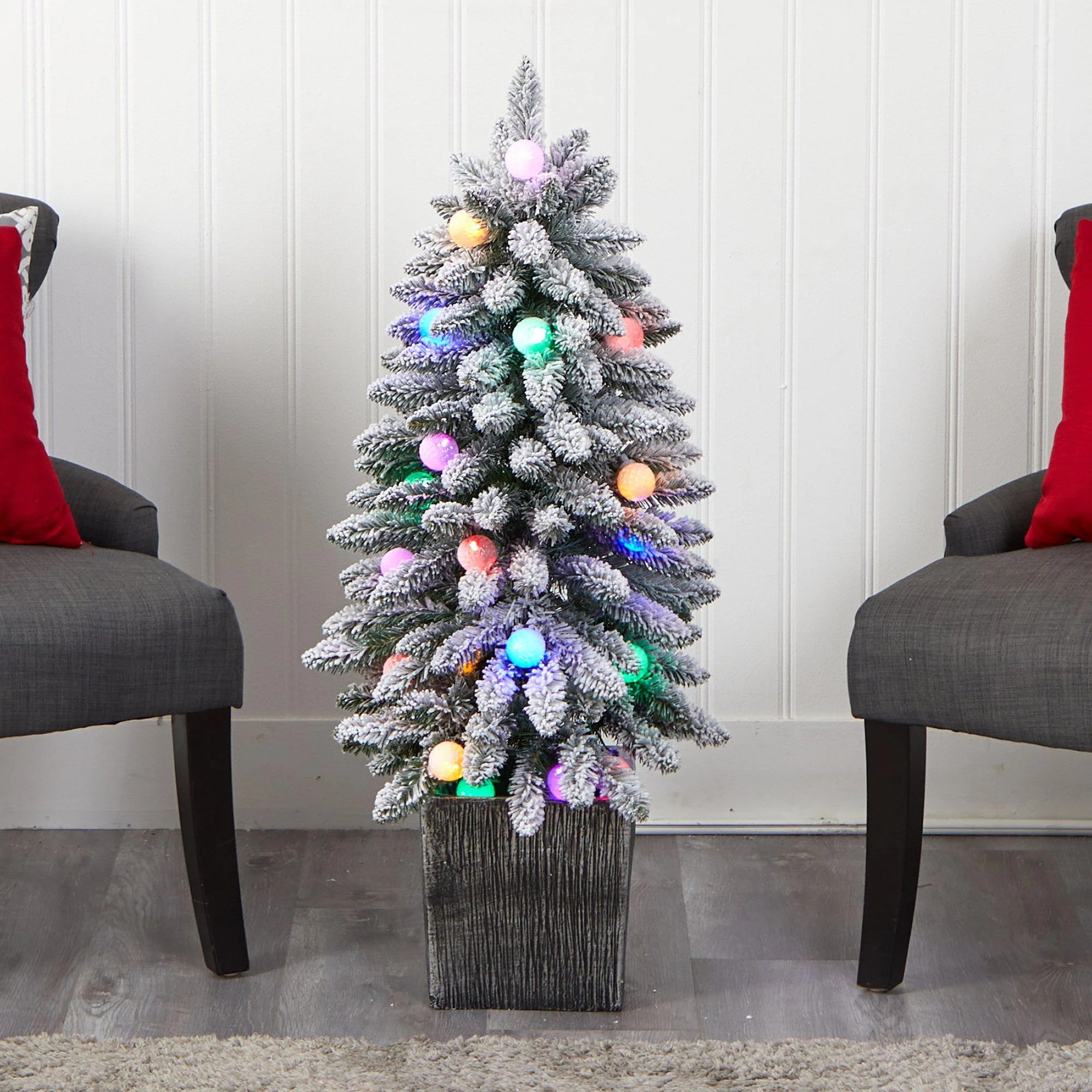 3’ Flocked Highland Fir Tree with 127 Branches and 20 LED Globe Lights in Decorative Planter - Image 7