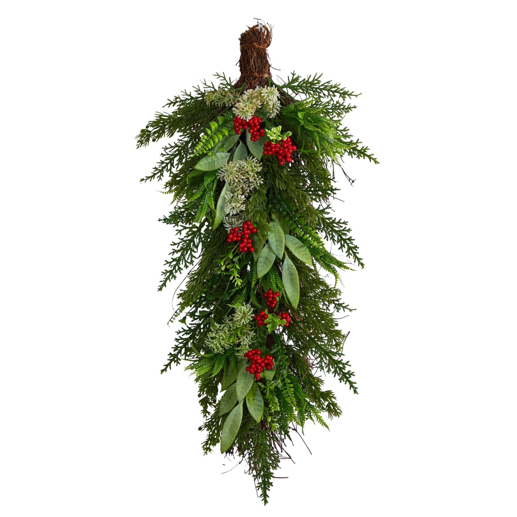 30” Cedar and Berry Artificial Christmas Swag - Image 5