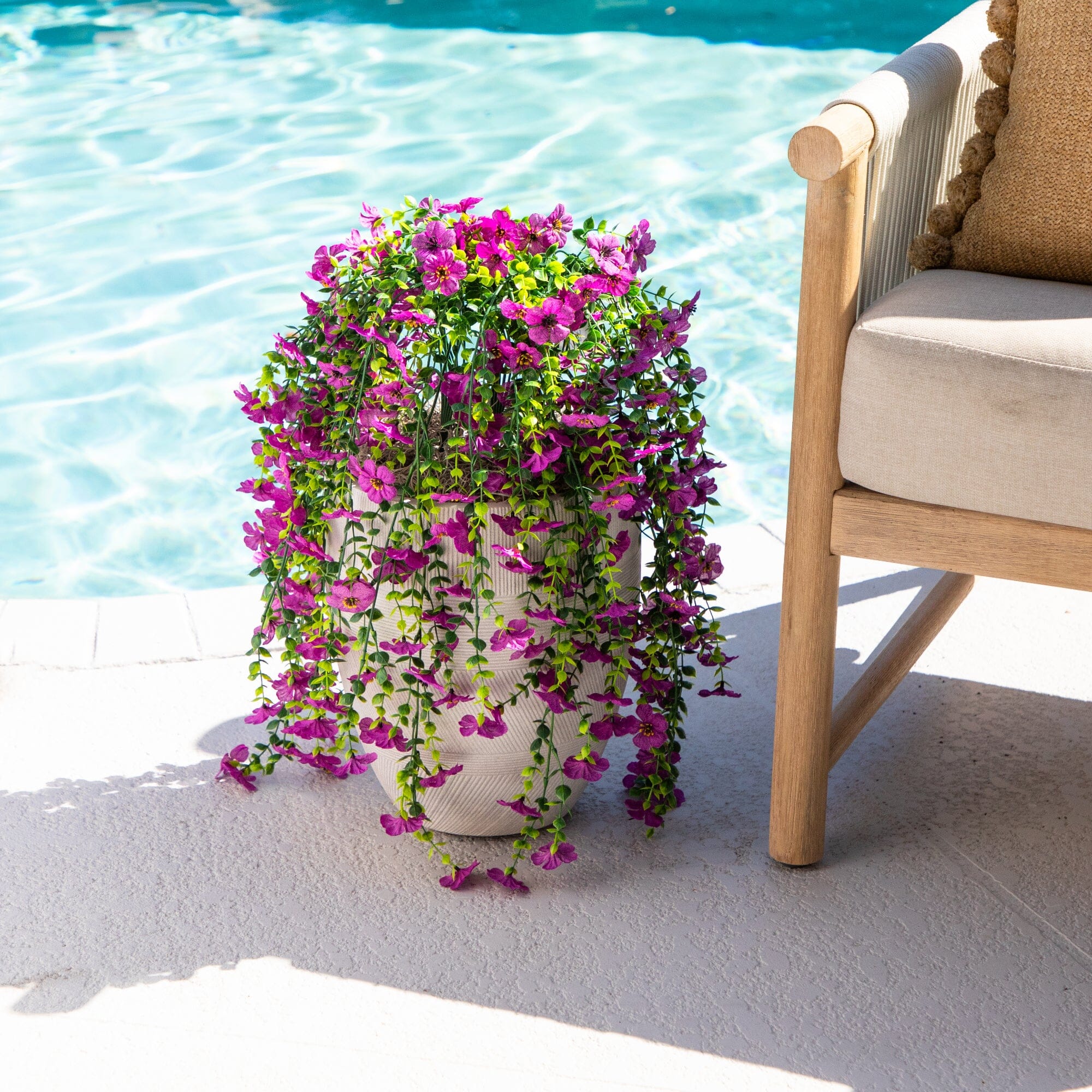 30" UV Resistant Artificial Daisy Hanging Plant (Indoor/Outdoor) - Set of 6 - Image 39