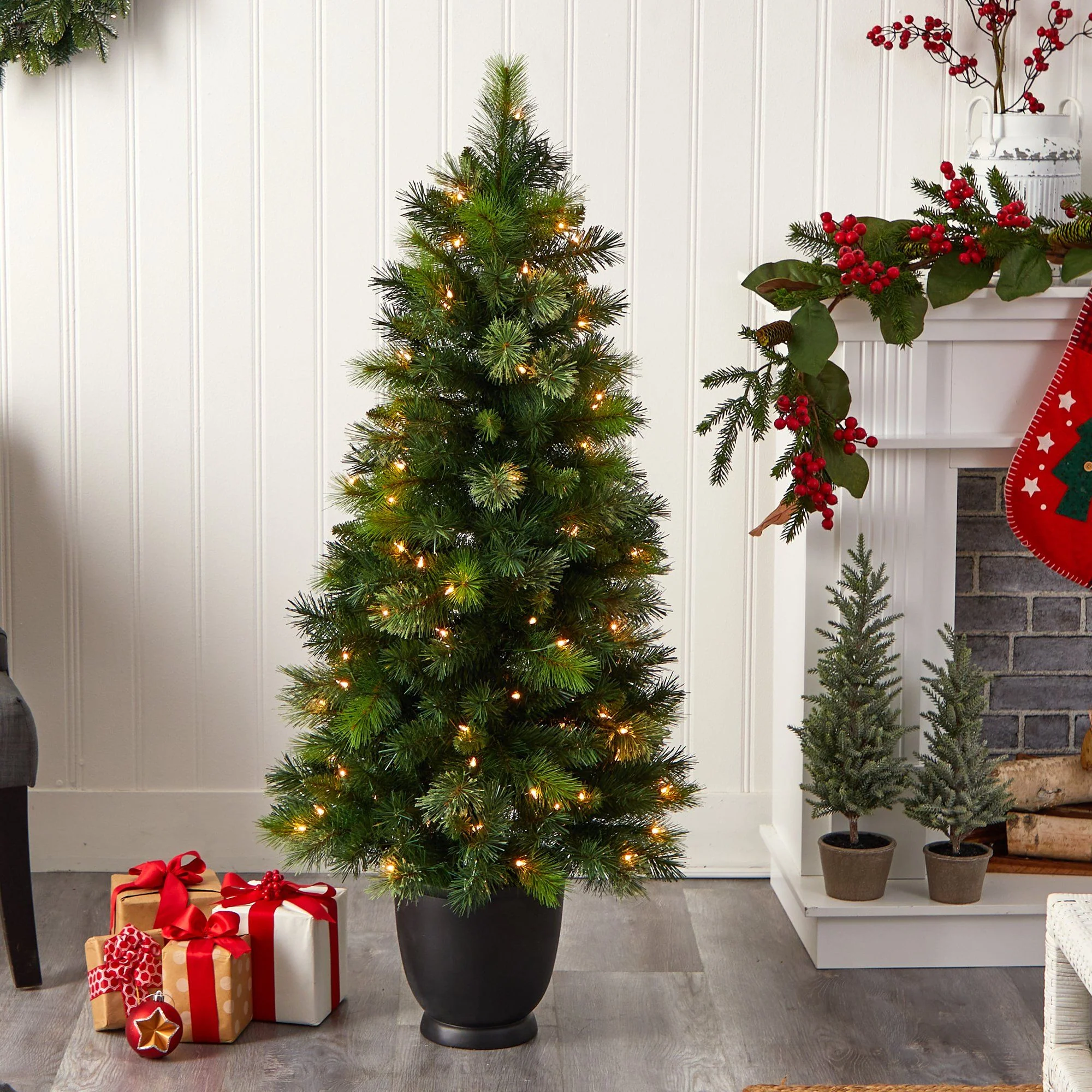 4.5’ Oregon Pine Christmas Tree in Decorative Planter - Image 7