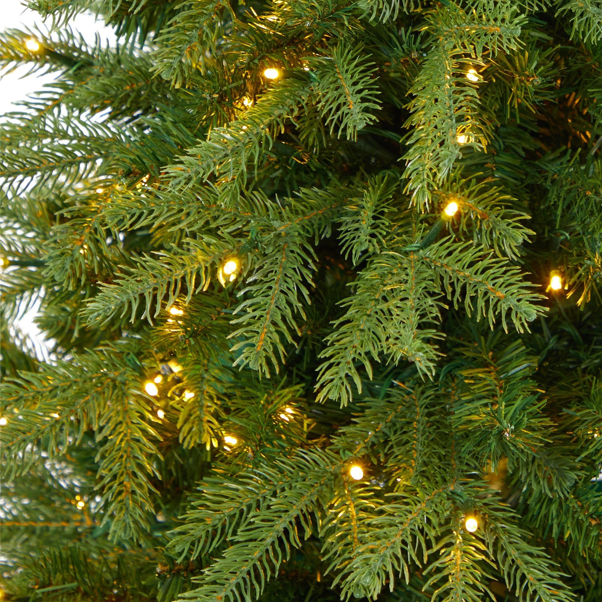 4.5’ Vancouver Fir “Natural Look” Artificial Christmas Tree with 250 Clear LED Lights and 814 Bendable Branches in Decorative Planter - Image 4