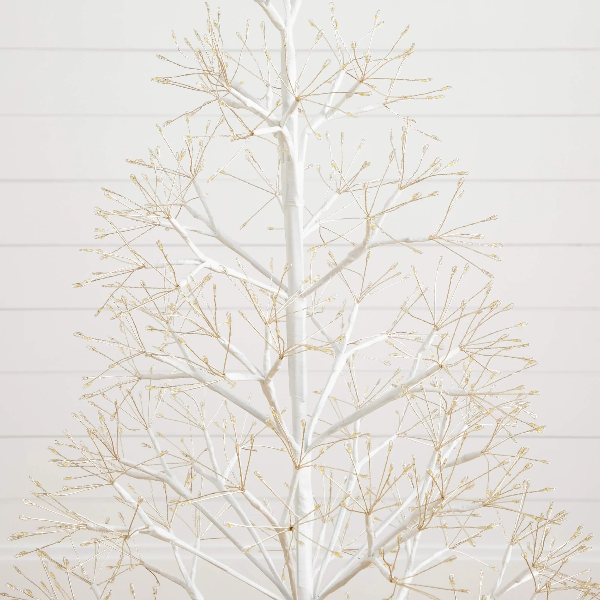 4' Pre-Lit Artificial White  Starburst Tree with 800 Fairy Warm White LED Lights - Image 5