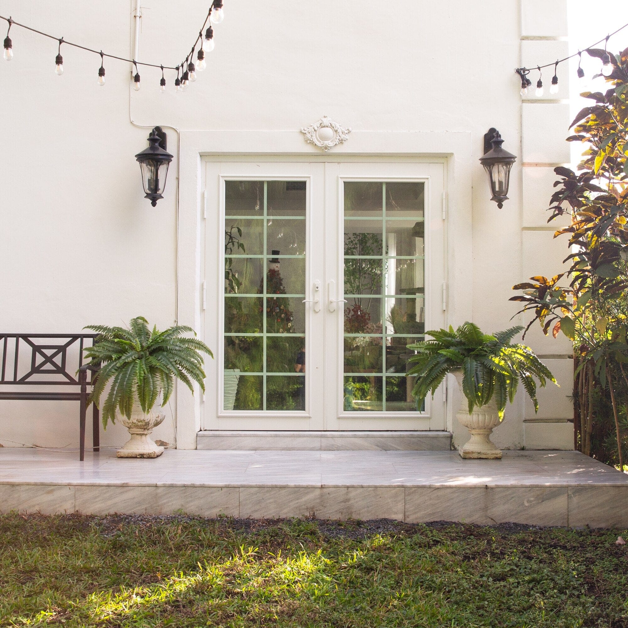 48" UV Resistant Artificial Boston Fern (Indoor/Outdoor) - Set of 2 - Image 4