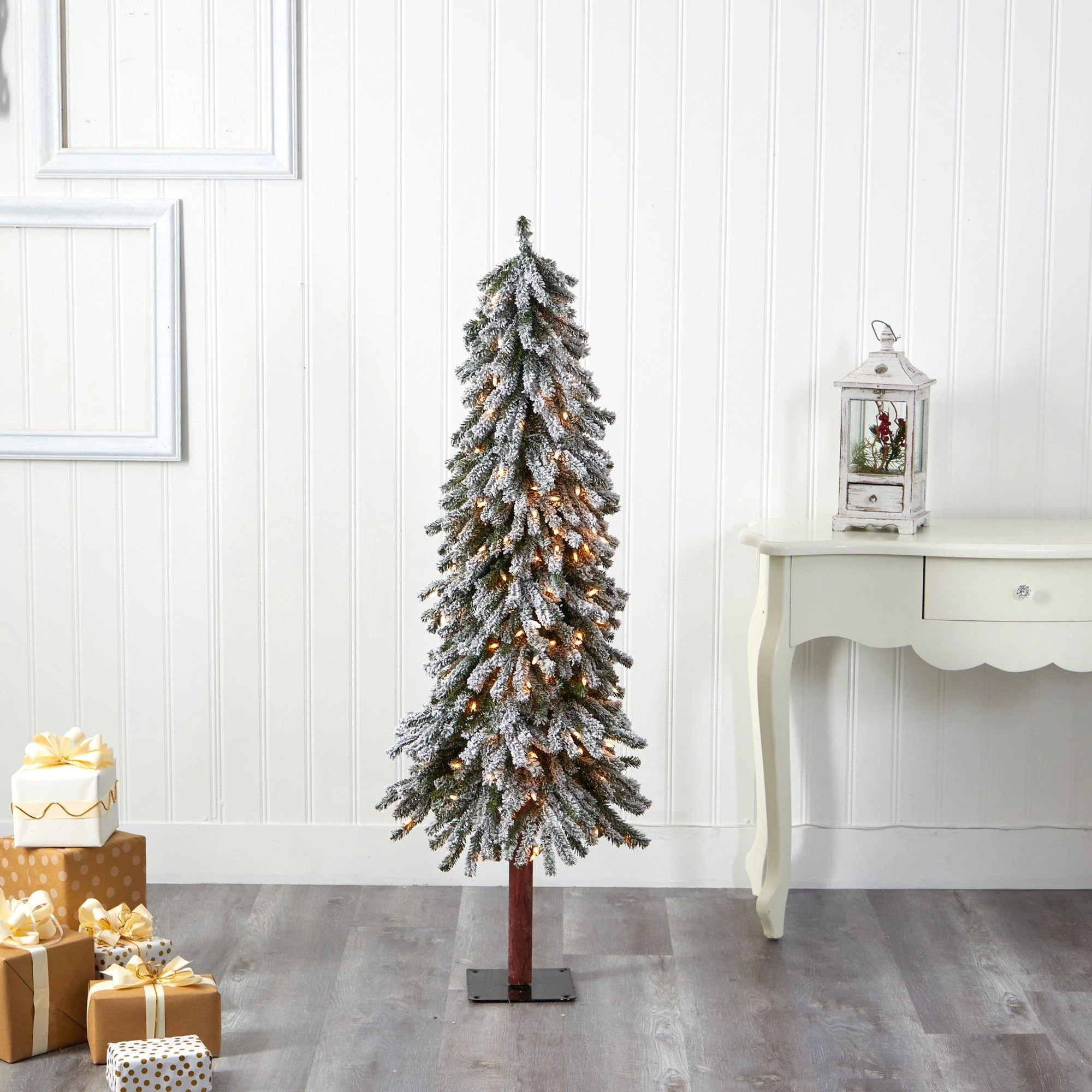 5’ Flocked Grand Alpine Artificial Christmas Tree with 200 Clear Lights and 469 Bendable Branches on Natural Trunk - Image 5