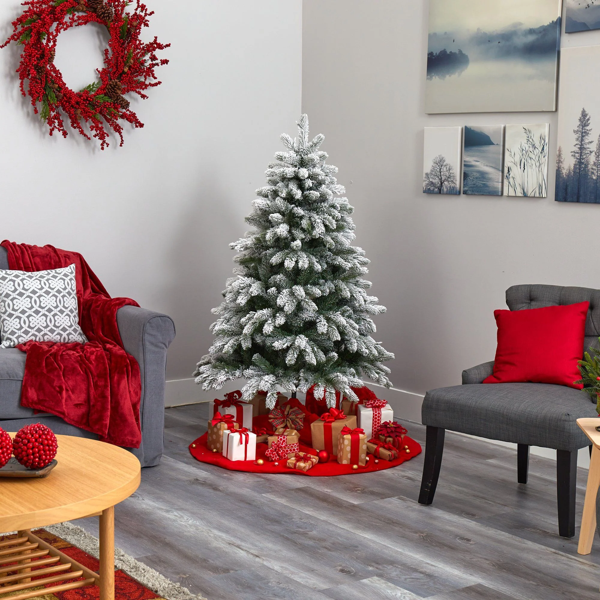 5’ Flocked South Carolina Spruce Artificial Christmas Tree with 300 Clear Lights and 621 Bendable Branches - Image 7