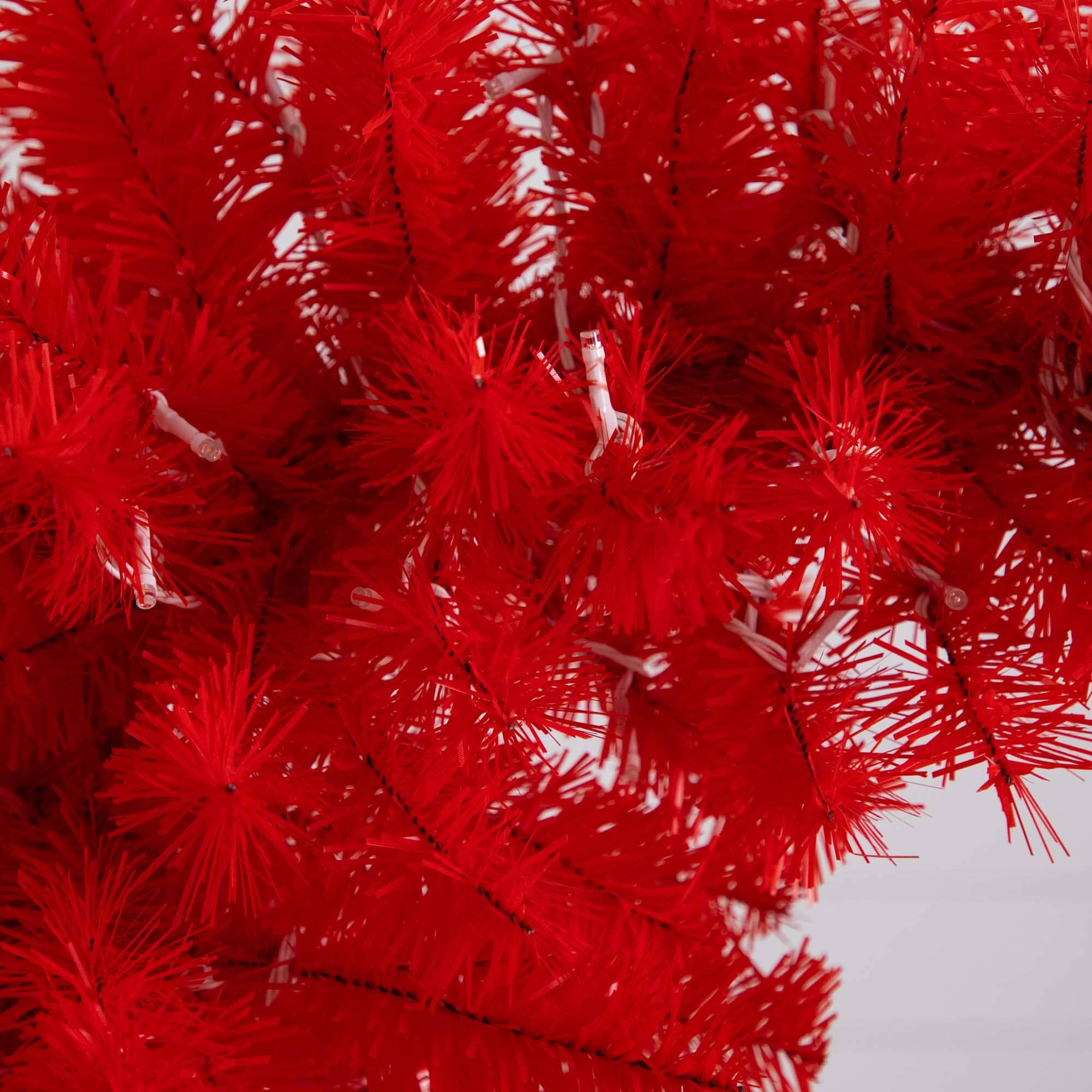 5’ Pre-Lit Artificial Holiday Red Santa’s Hat Christmas Tree with 300 LEDs & 720 Tips - Image 4
