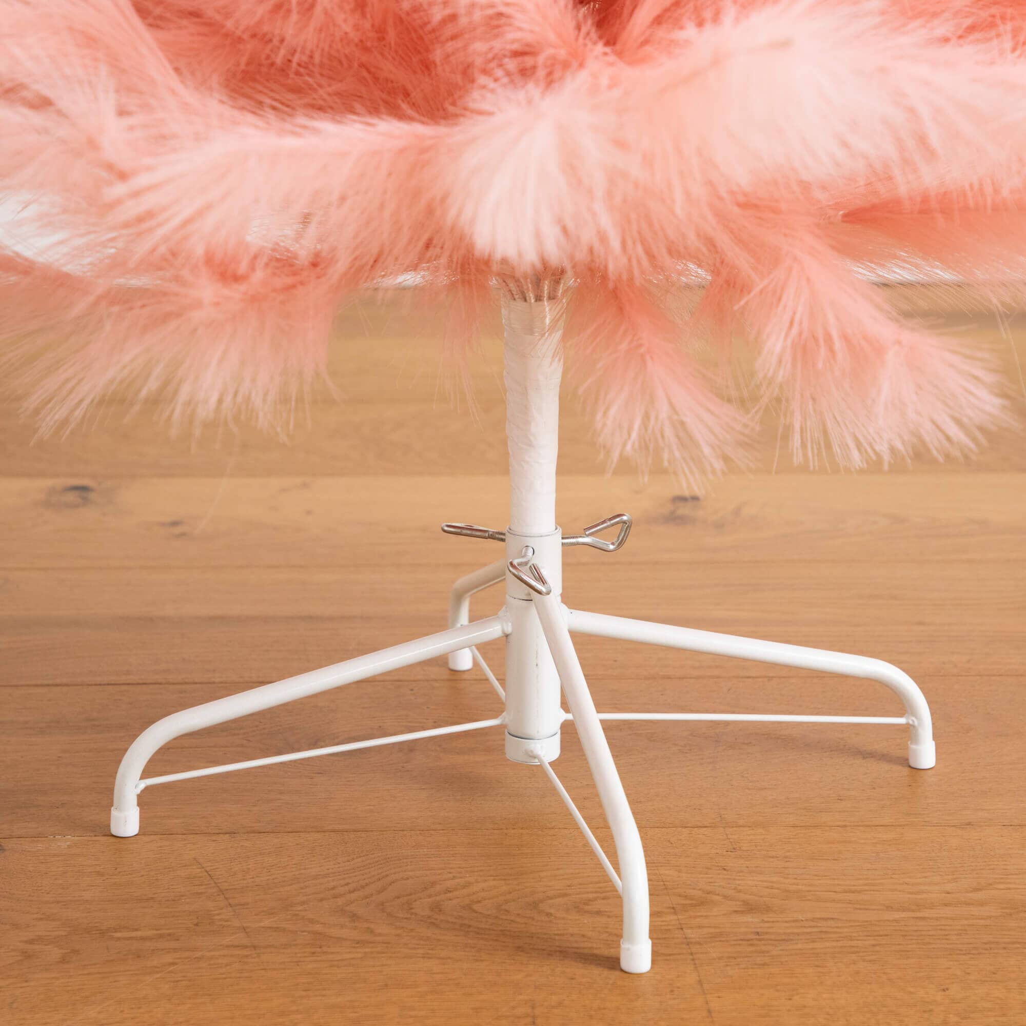 6' Artificial Pink Pampas Grass Christmas Tree - Image 4