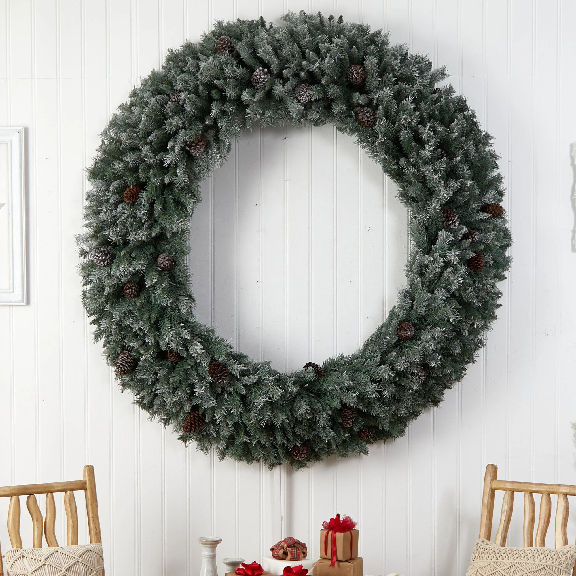 6’ Giant Flocked Christmas Wreath with Pinecones, 600 Clear LED Lights and 1000 Bendable Branches - Image 5