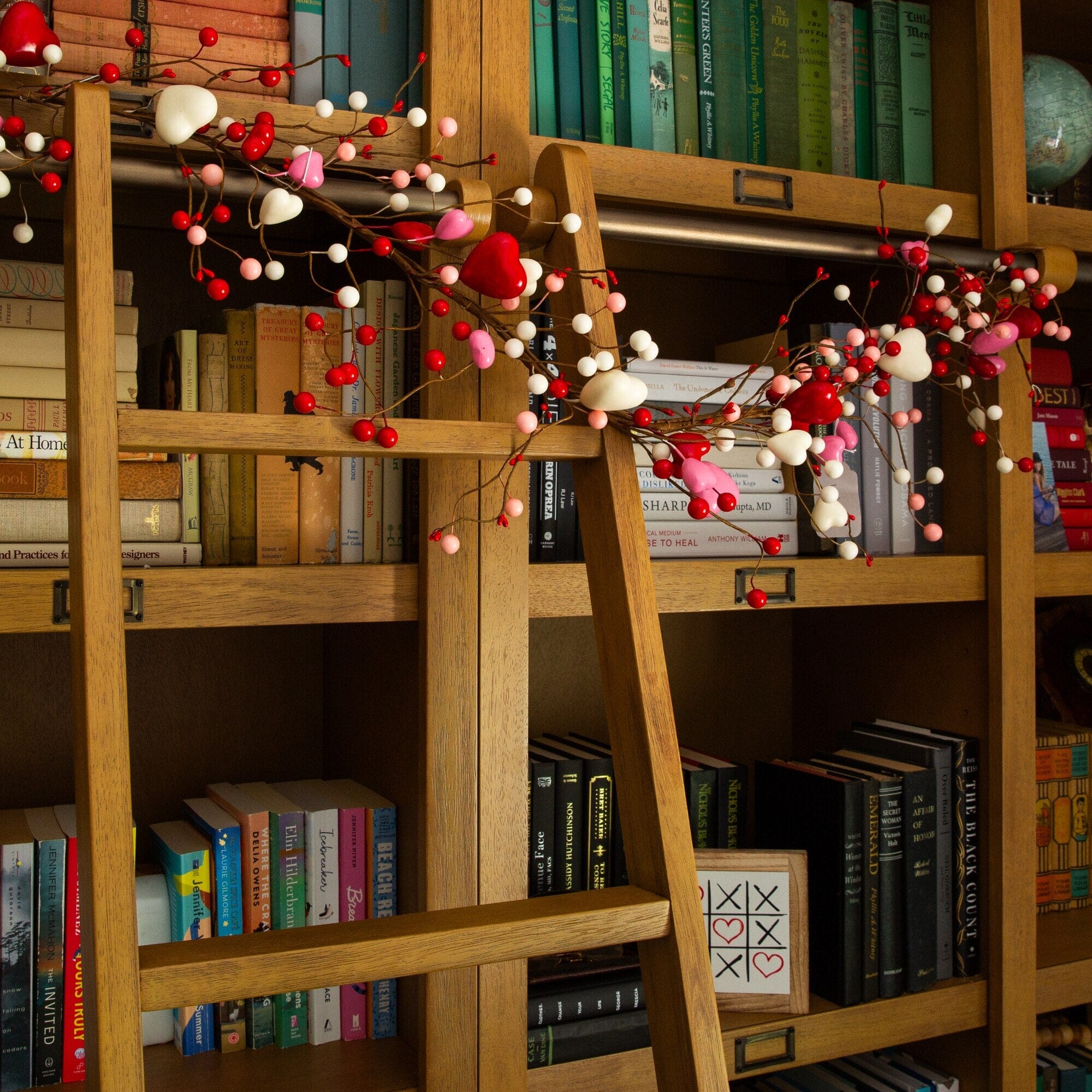 6' Artificial Valentine's Day Heart & Berry Twig Garland - Image 3