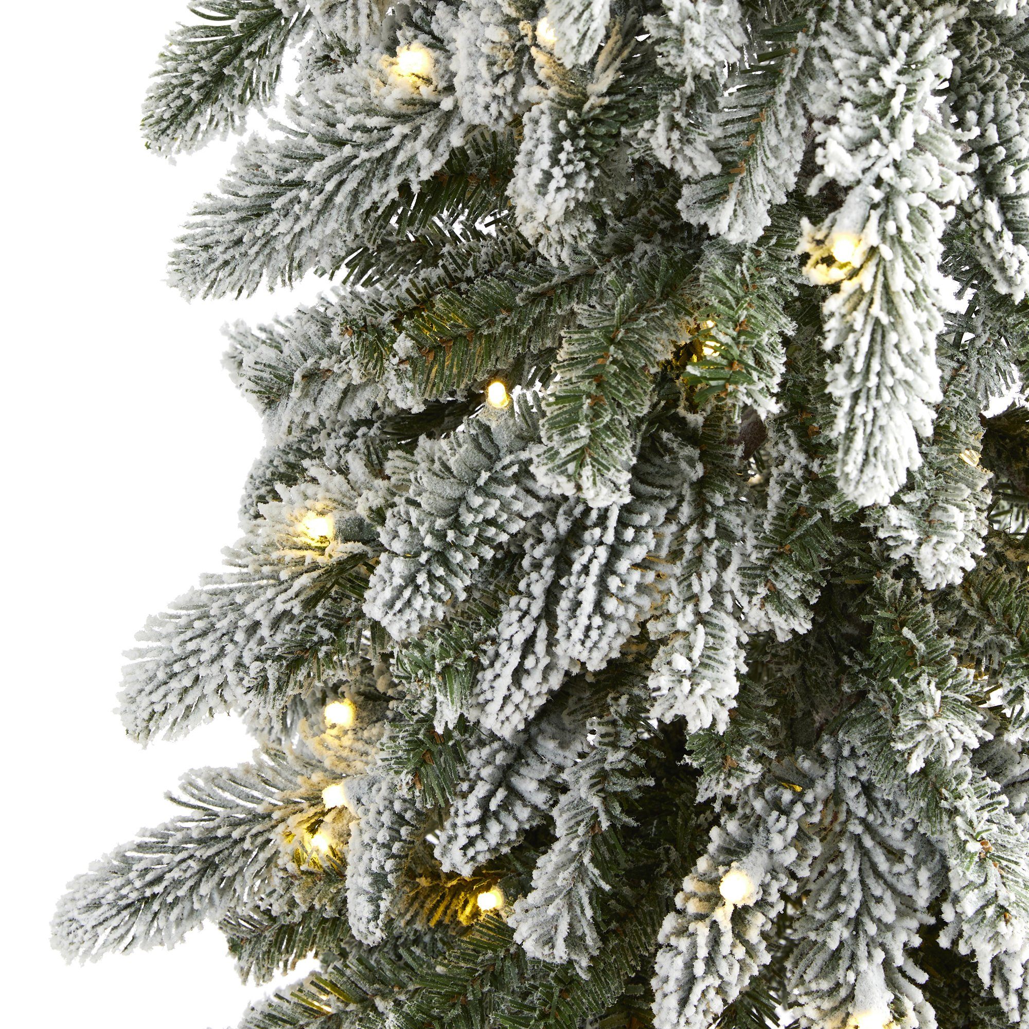 7.5’ Flocked Washington Alpine Artificial Christmas Tree - Image 3