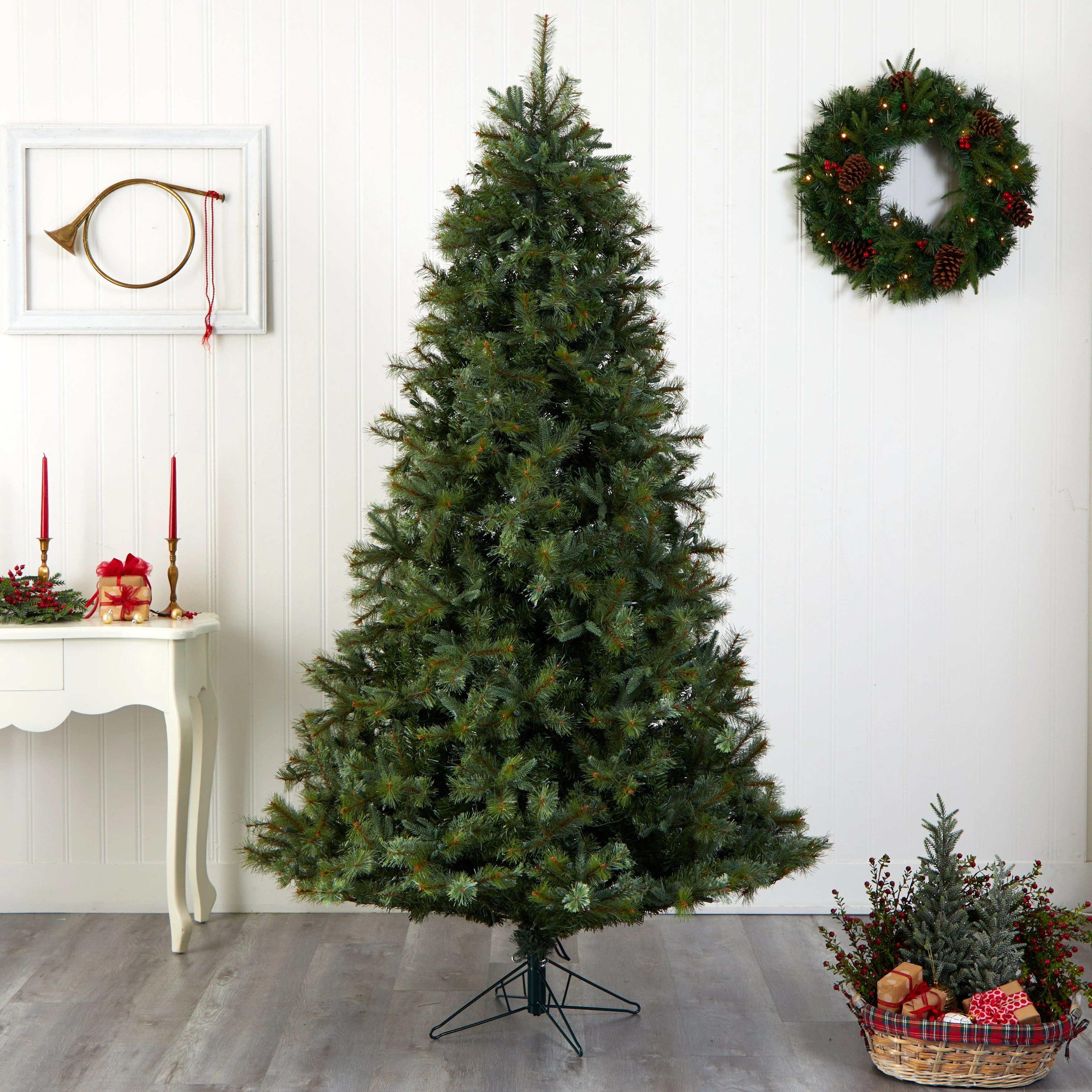 7.5' Majestic Multi-Pine Christmas Tree w/Clear Lights - Image 7
