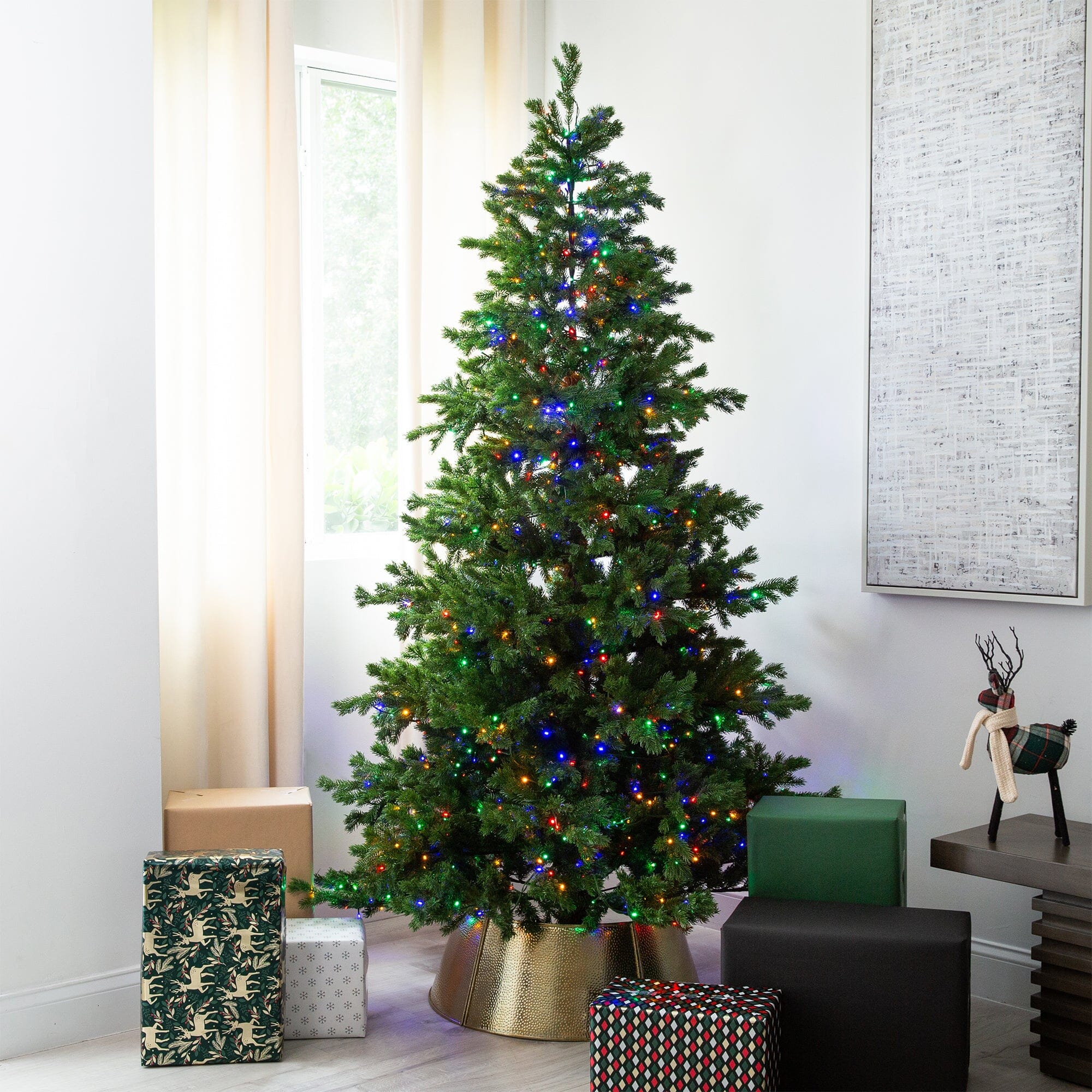 7.5’ Pre-Lit Artificial California Spruce Christmas Tree with 1000 Color Changing LED Lights - Image 6
