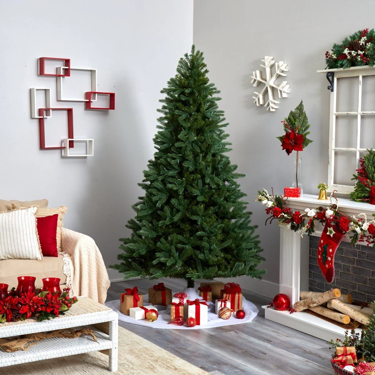 7.5’ Rembrandt Christmas Tree w/Clear Lights - Image 7