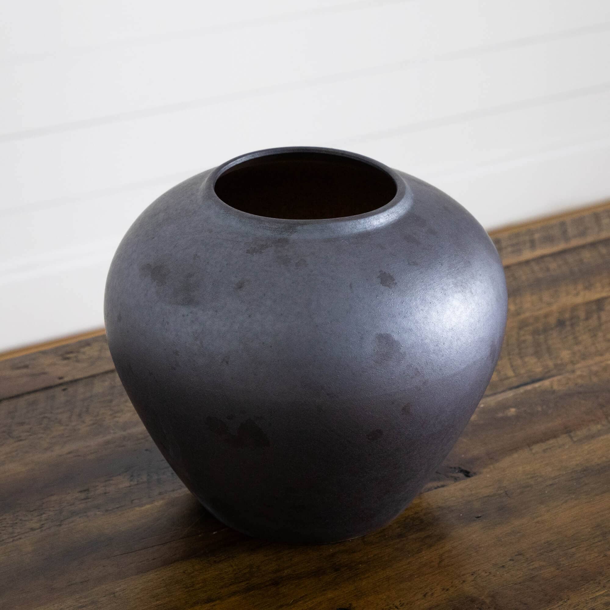 7" Black Round Urn Vase - Image 2