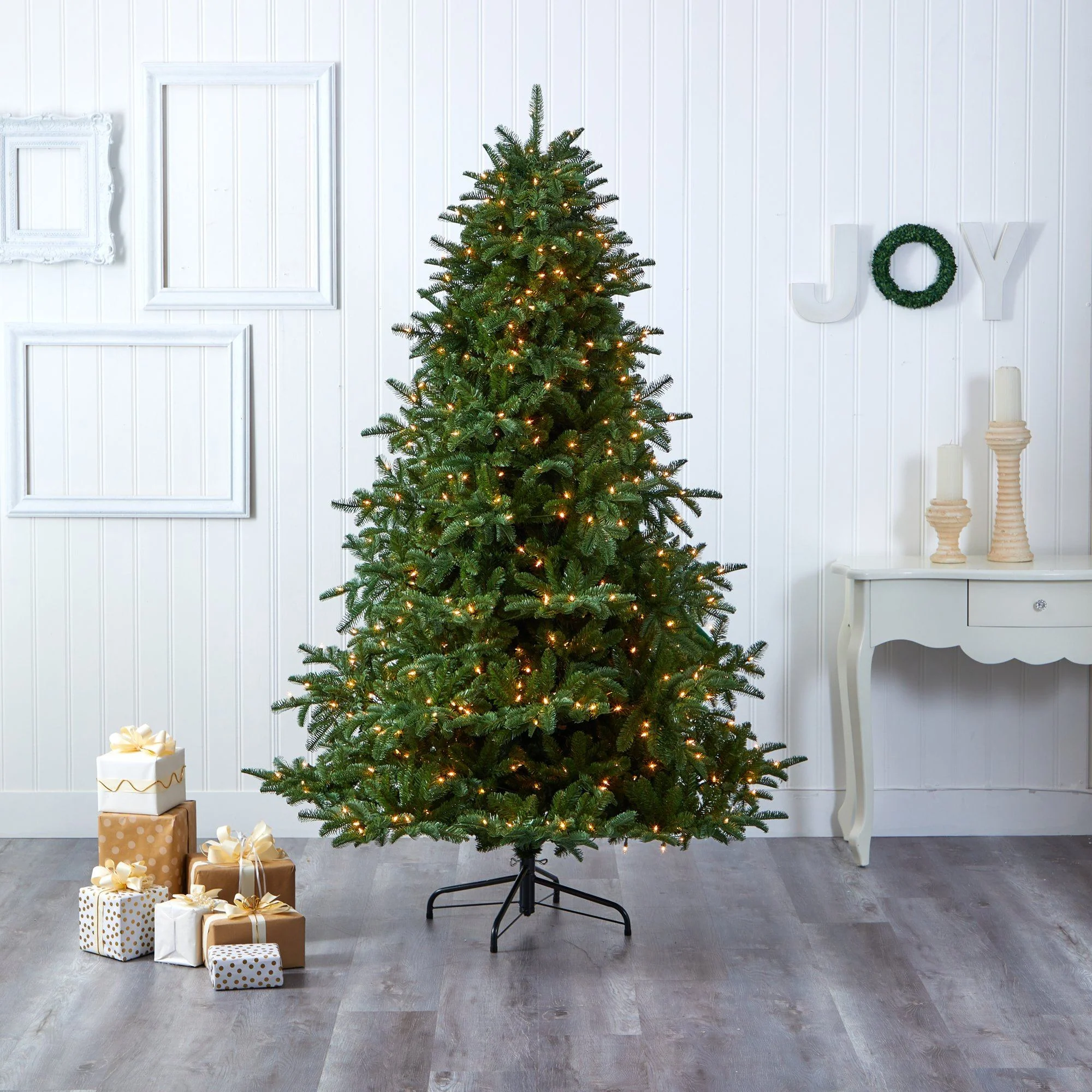 7’ South Carolina Spruce Artificial Christmas Tree with 500 White Warm Lights and 2644 Bendable Branches - Image 5