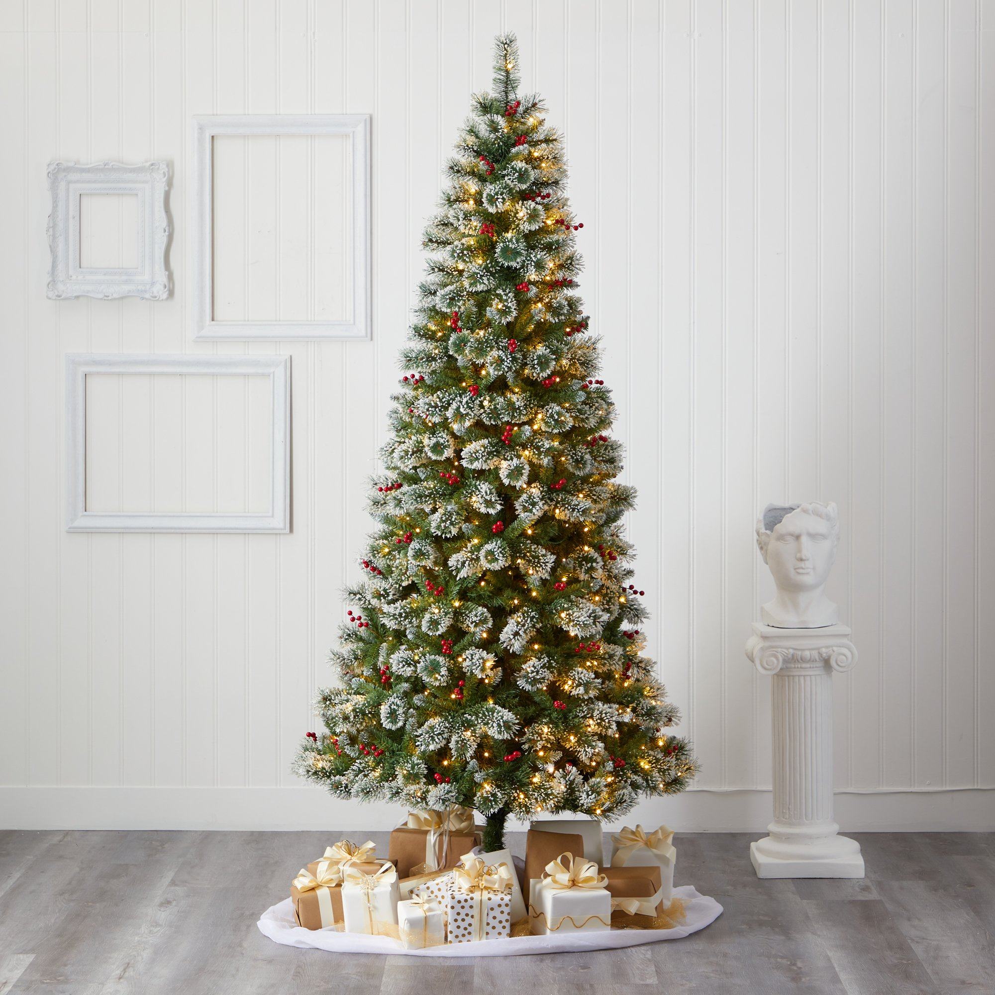 8’ Frosted Swiss Pine Artificial Christmas Tree with 550 Clear LED Lights and Berries - Image 5