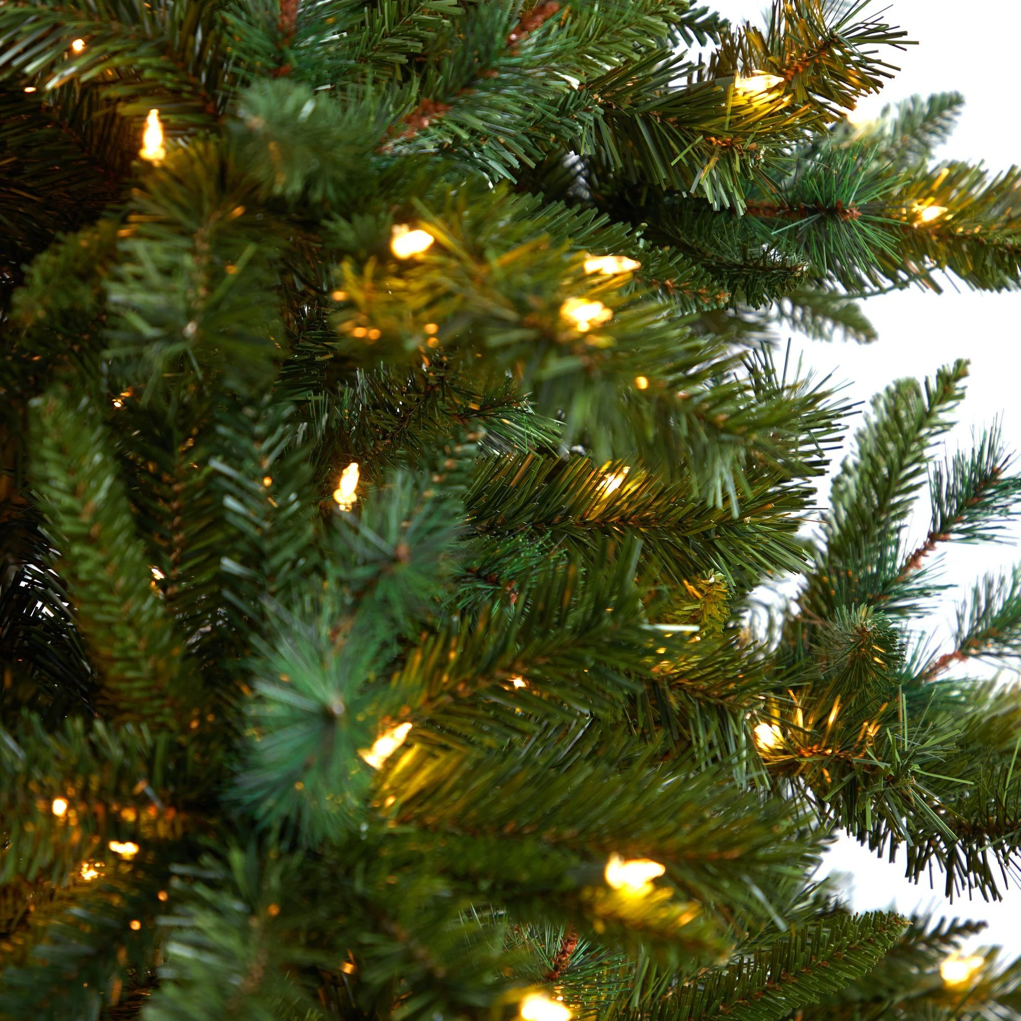 8’ Wyoming Mixed Pine Artificial Christmas Tree with 650 Clear Lights and 2302 Bendable Branches - Image 4