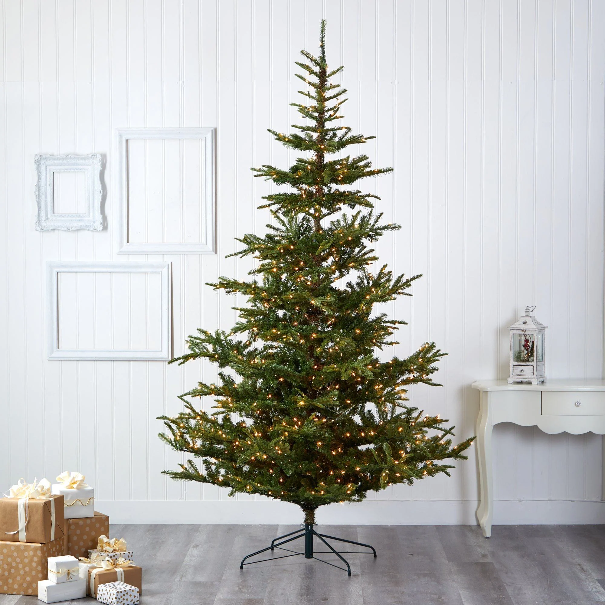 9’ Layered Washington Spruce Artificial Christmas Tree with 750 Clear LED Lights and 2055 Bendable Branches - Image 5